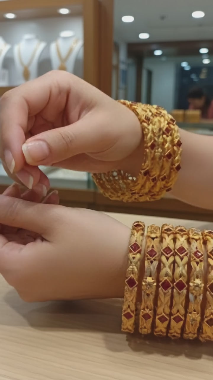 Gold-Plated 6 Piece Bangle Set.